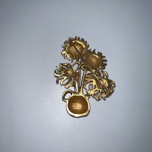 Vintage AVON Van Gogh Flower Pot Brooch - Picture 2 of 5